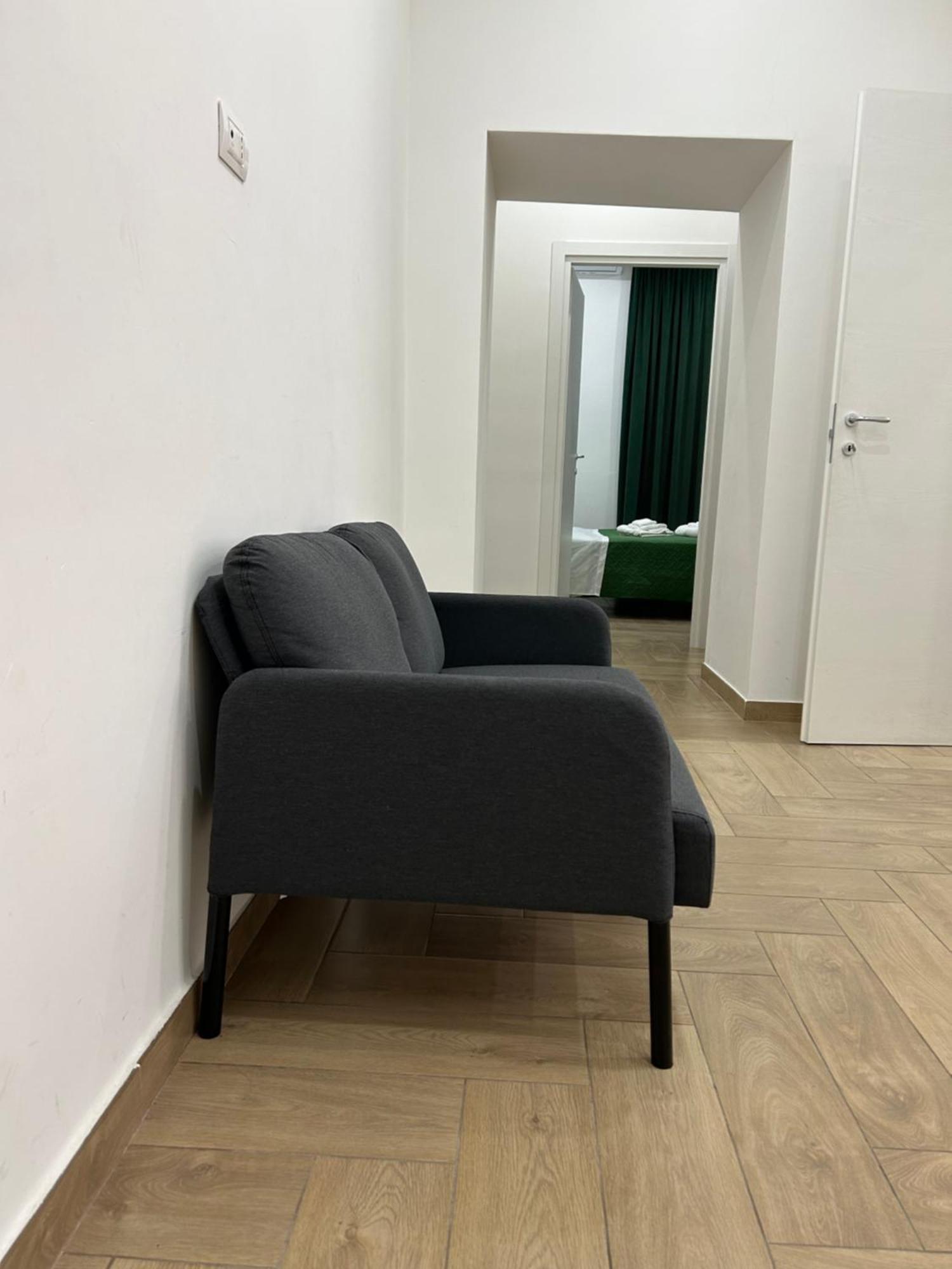 Airport Security 161 Apartment Napoli Bagian luar foto